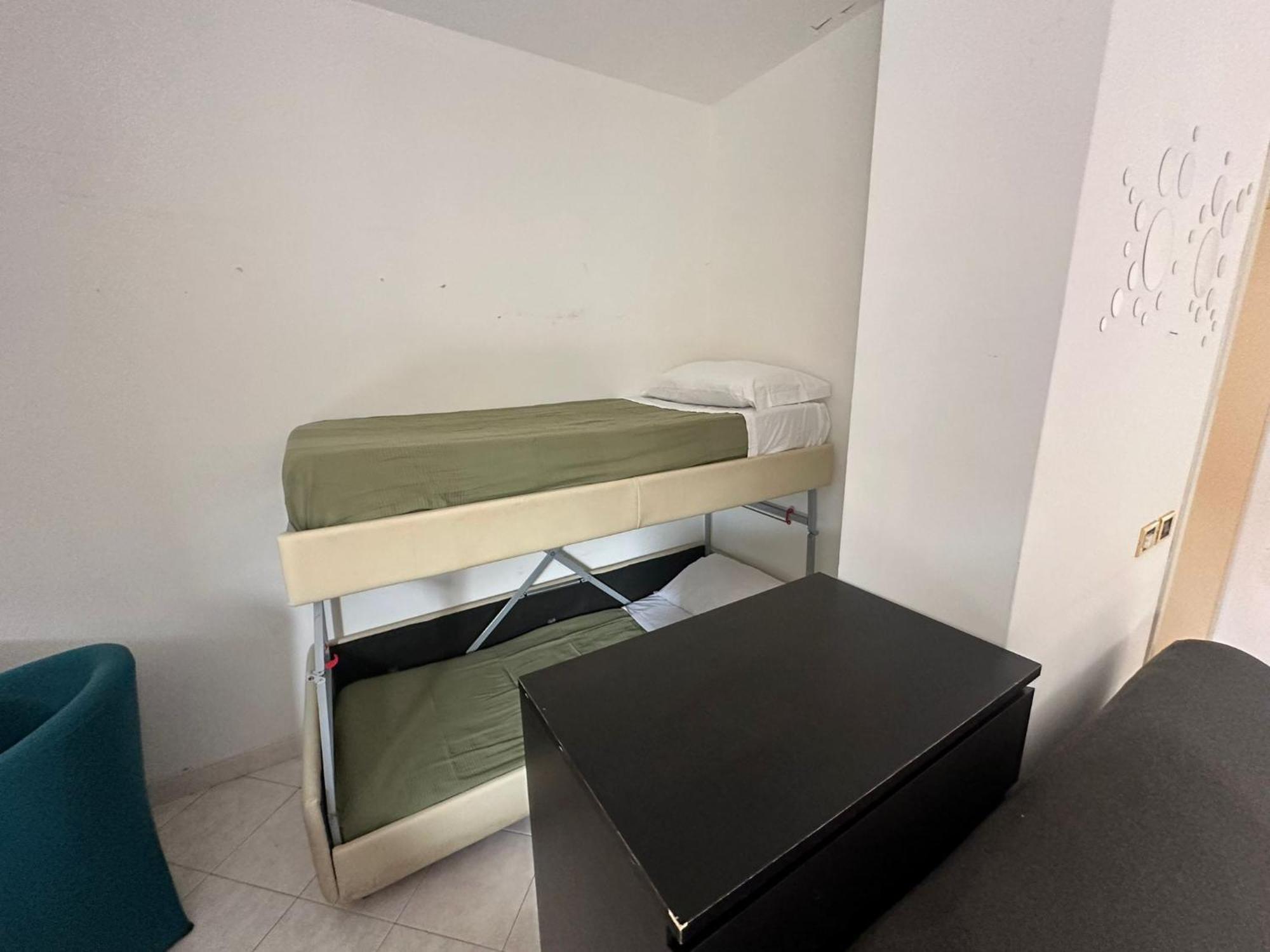 Beach House Holiday Apartments Rimini Buitenkant foto