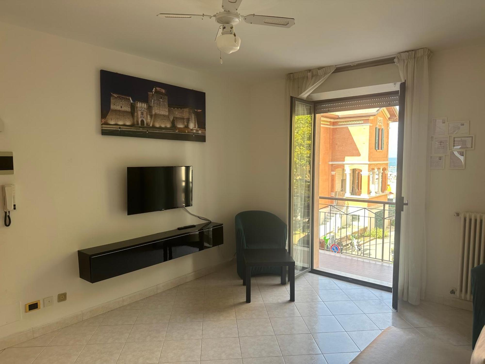 Beach House Holiday Apartments Rimini Buitenkant foto