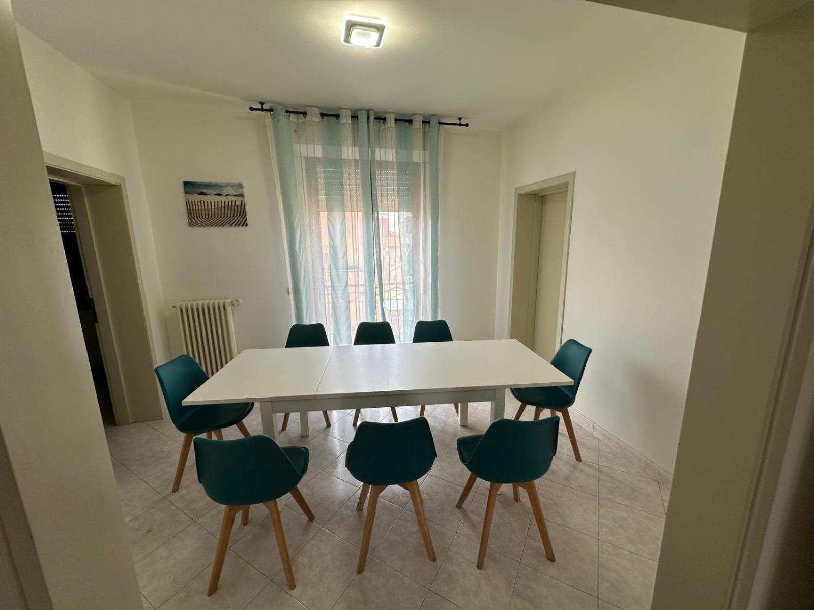 Beach House Holiday Apartments Rimini Buitenkant foto